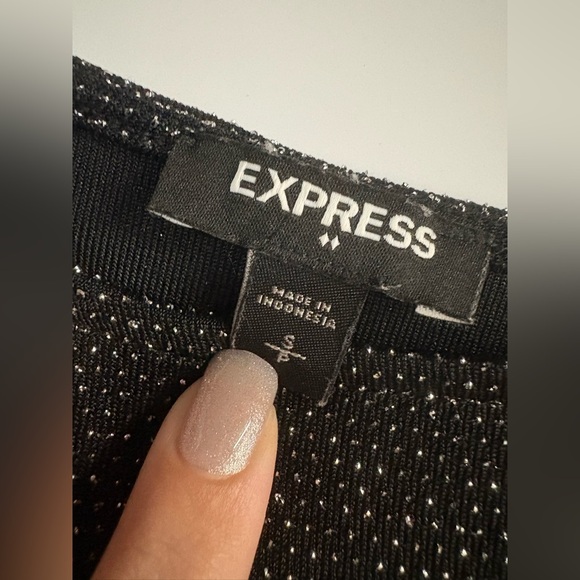 Express Elegant Black Twist-Front Top✨ - Picture 5 of 7